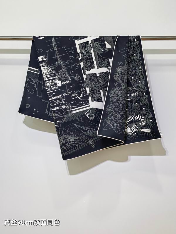 Hermes silk scarf 90X90cm E55 (38)