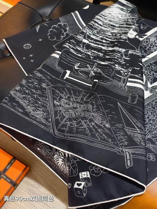 Hermes silk scarf 90X90cm E55 (40)