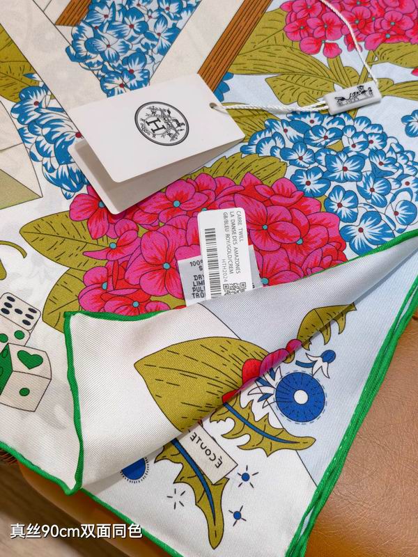 Hermes silk scarf 90X90cm E55 (48)