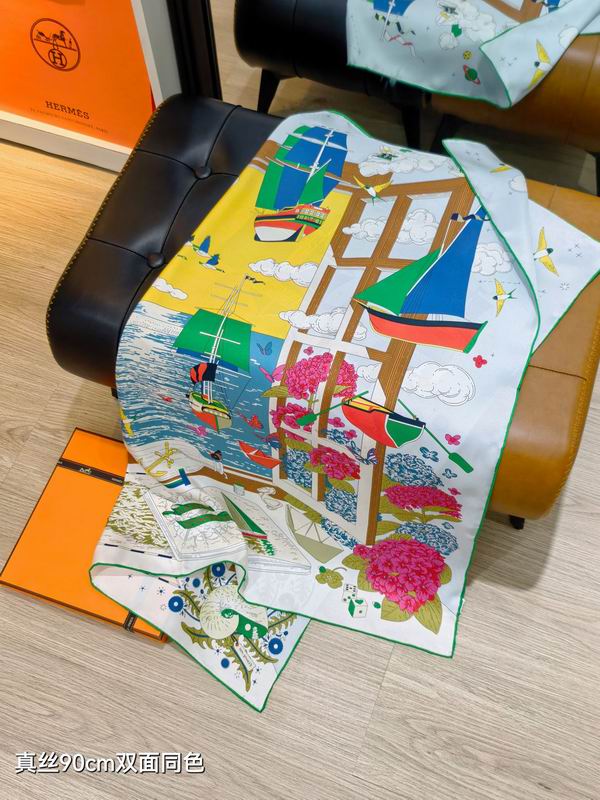 Hermes silk scarf 90X90cm E55 (50)