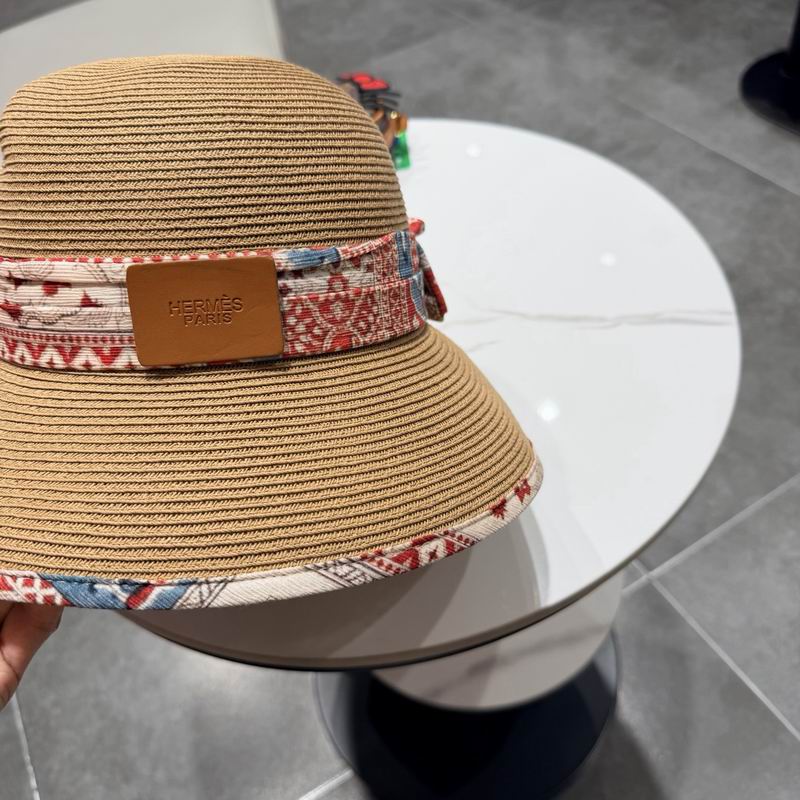 Hermes top hat (1632)