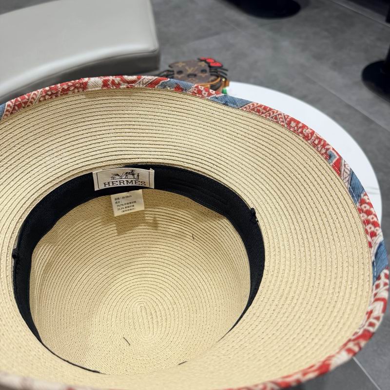 Hermes top hat (1636)