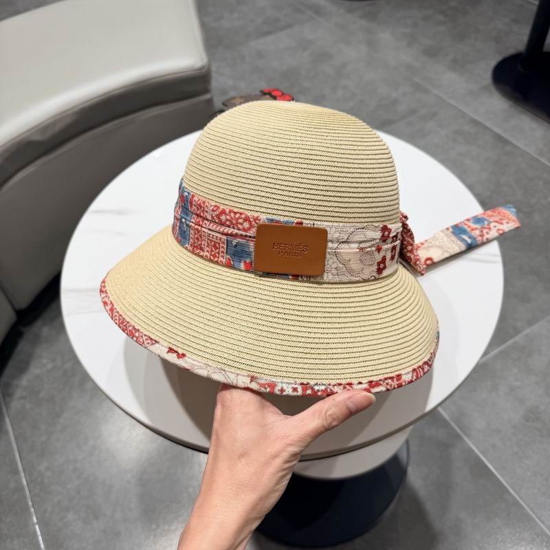 Hermes top hat (1643)