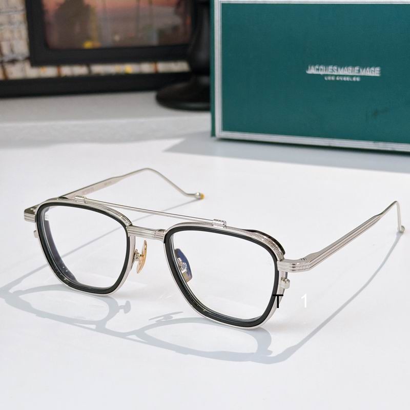 JACQUES MARIE MAG 1992 50 22  a11