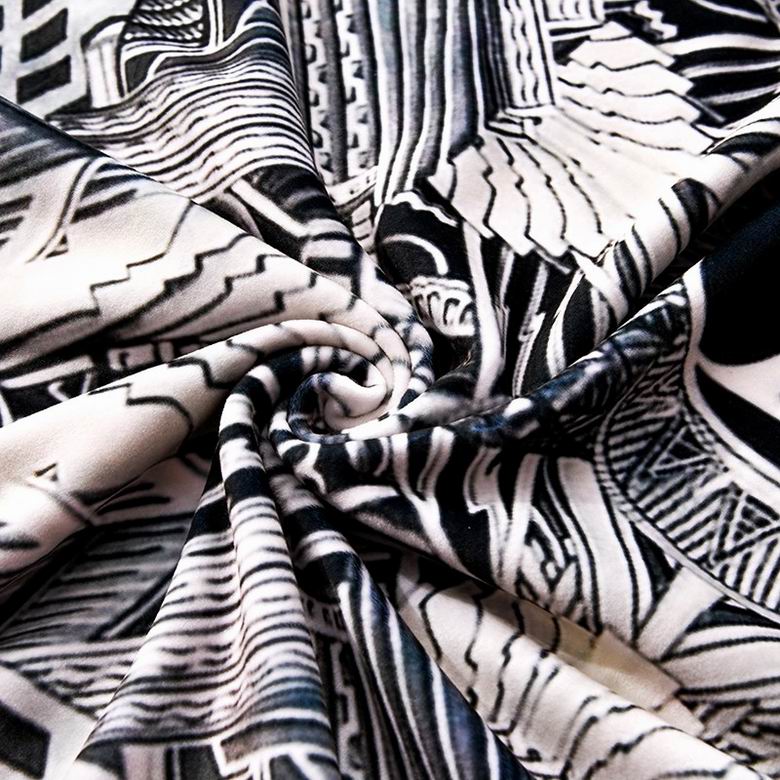 LV 1.5x1.5m 1.5x2.0m 2.0x2.3m   (5)