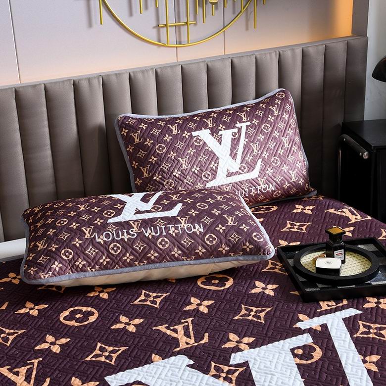 LV 2.0x2.2m 2.3x2.5m   (3)