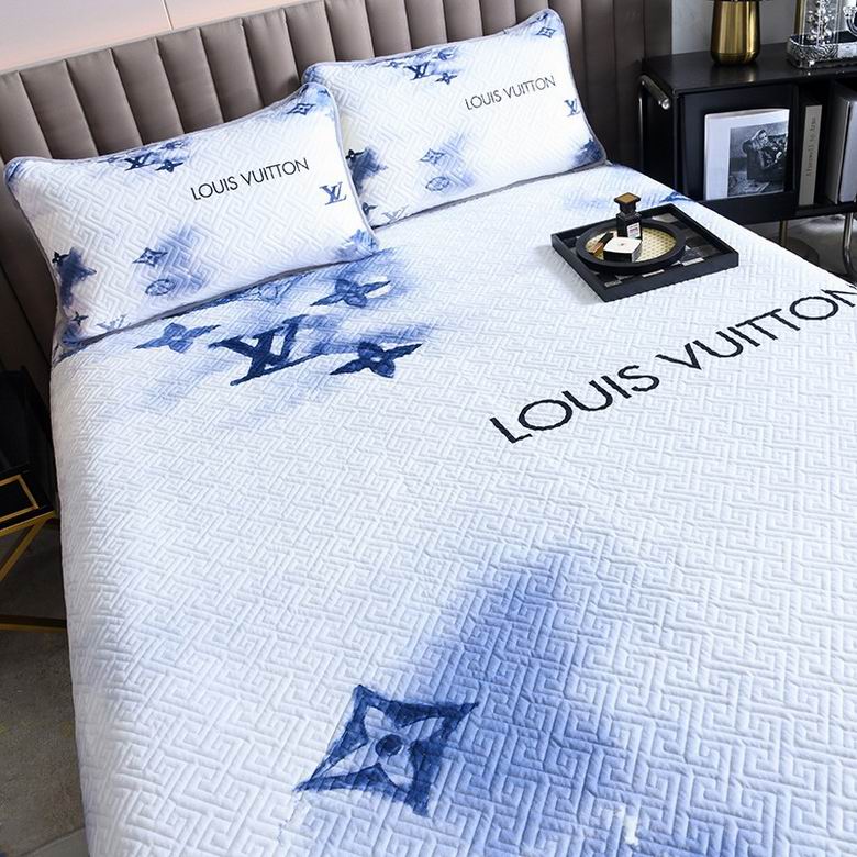 LV 2.0x2.2m 2.3x2.5m   (4)