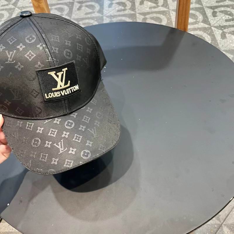 LV Cap (1522)