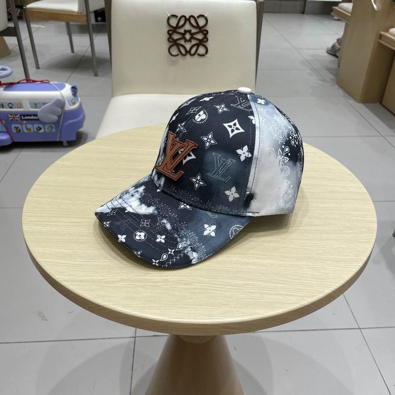 LV Cap (1551)