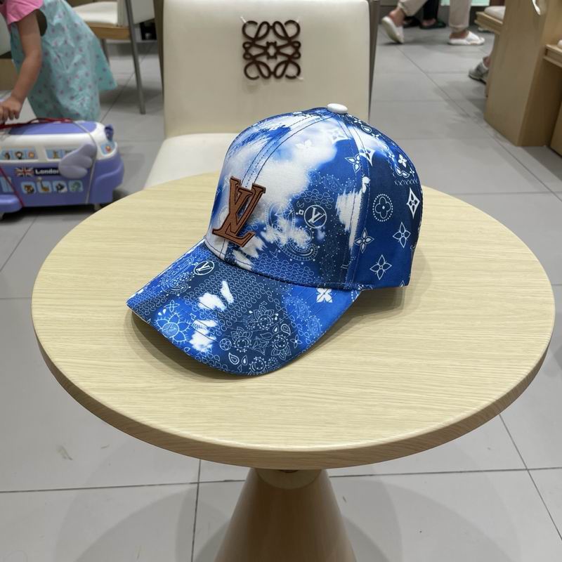 LV Cap (1560)