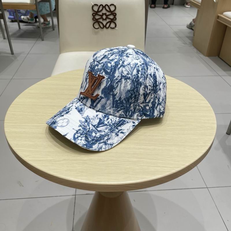 LV Cap (1569)