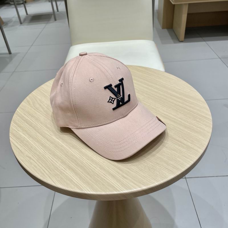 LV Cap (1594)
