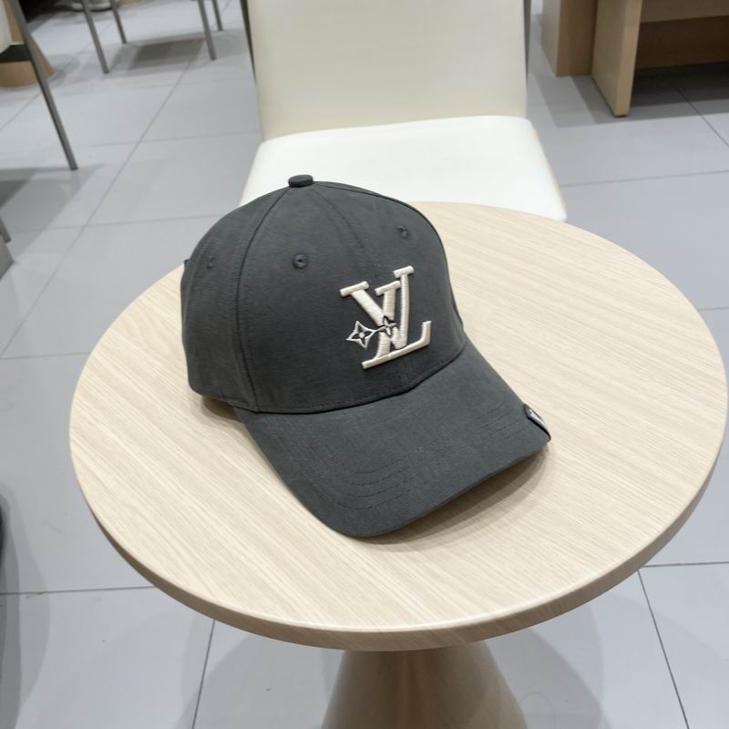 LV Cap (1603)