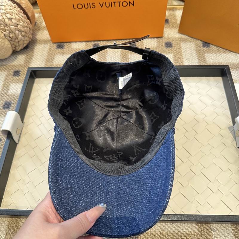 LV Cap (235)