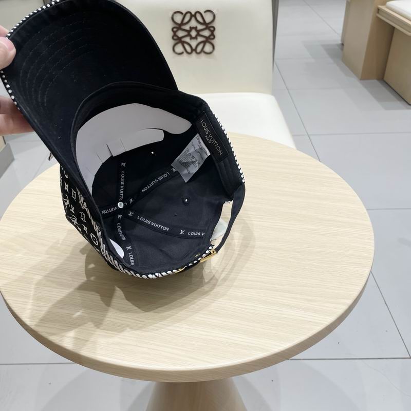 LV Cap (3816)