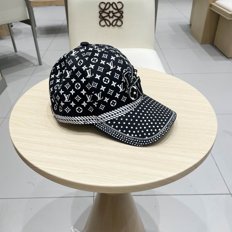 LV Cap (3821)