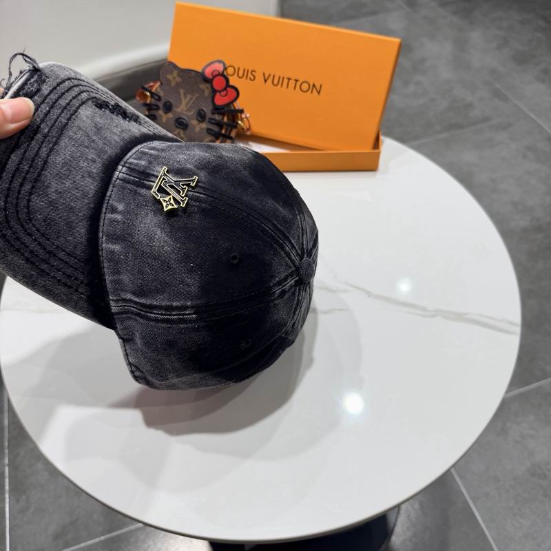 LV Cap (4907)