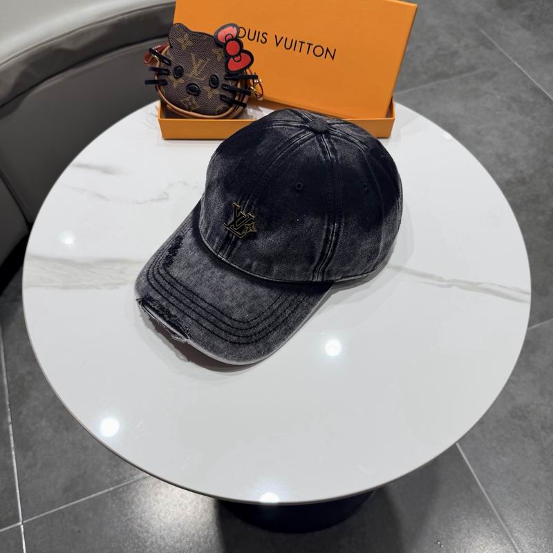 LV Cap (4912)