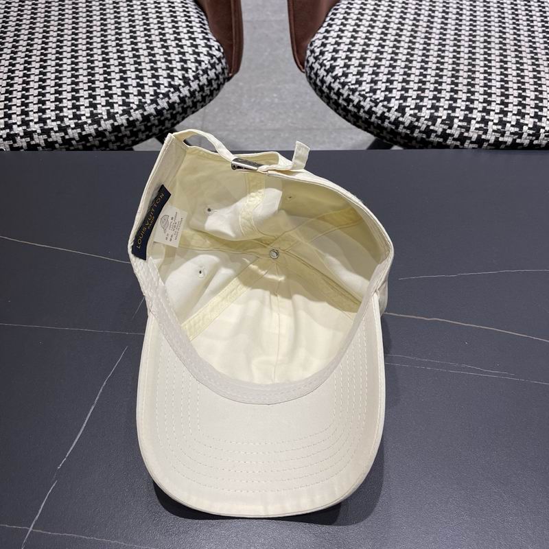 LV Cap (5317)