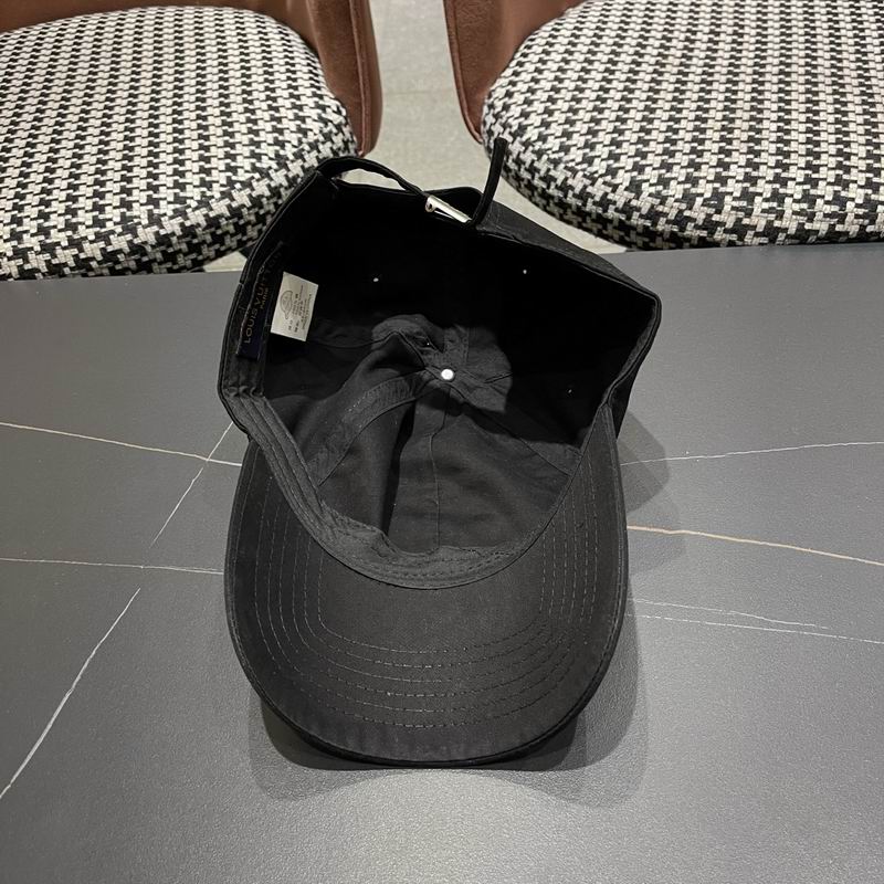 LV Cap (5329)