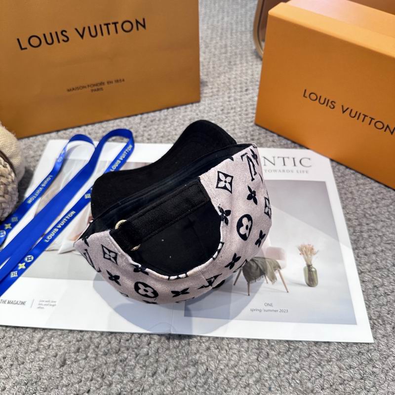 LV Cap (6718)