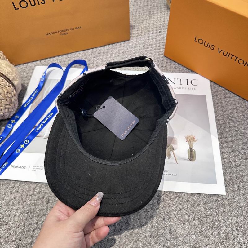 LV Cap (6719)