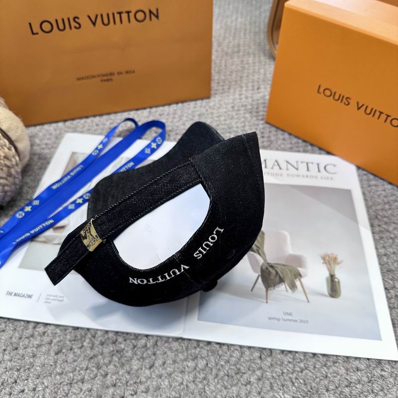 LV Cap (6746)