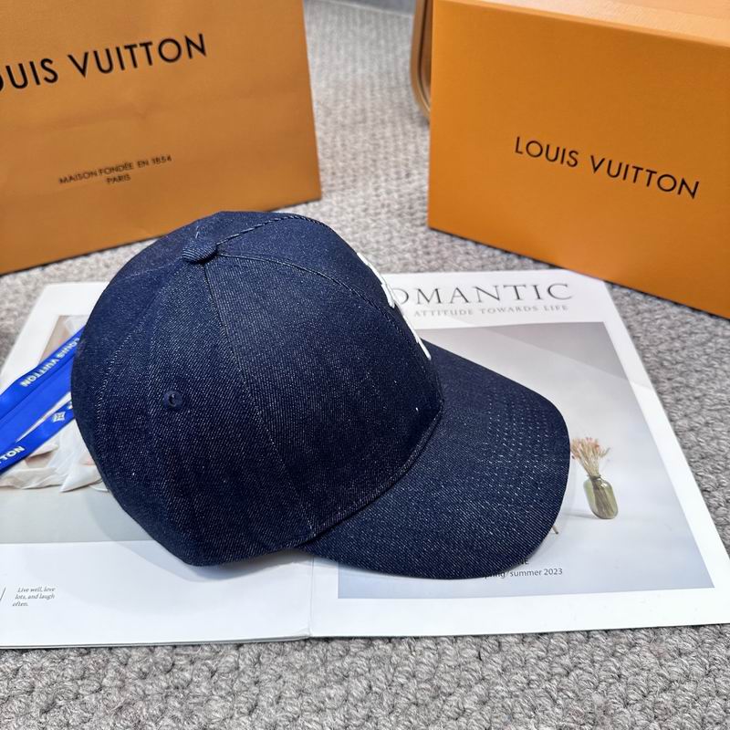 LV Cap (6762)