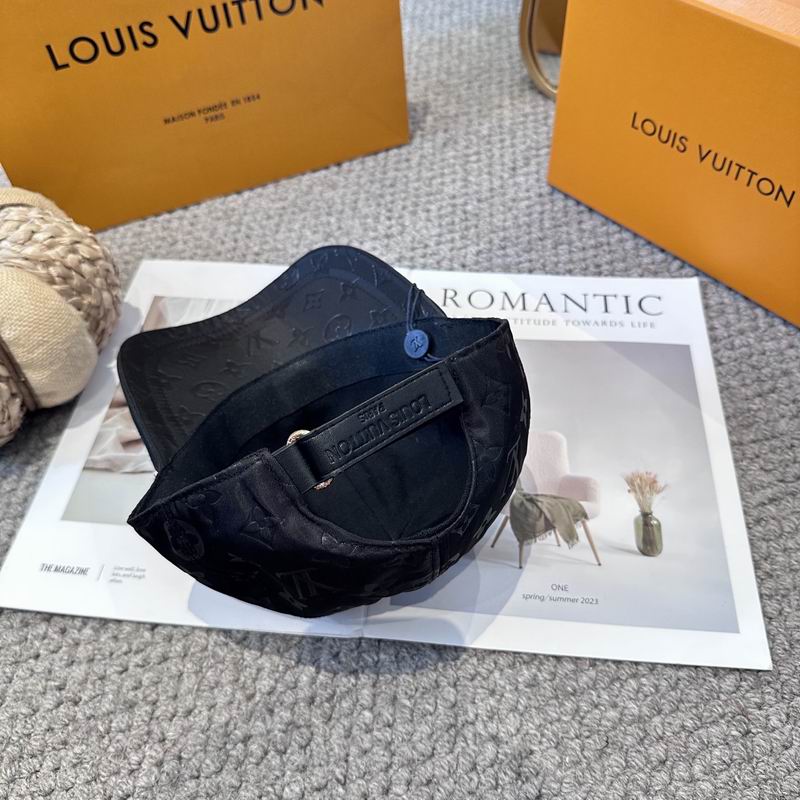 LV Cap (6784)