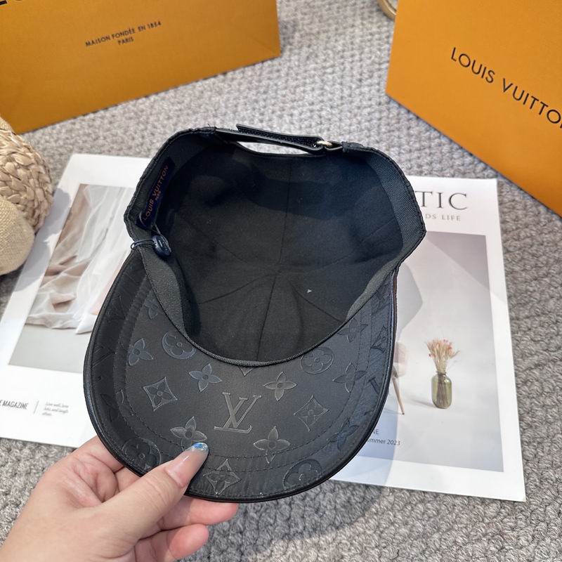LV Cap (6785)