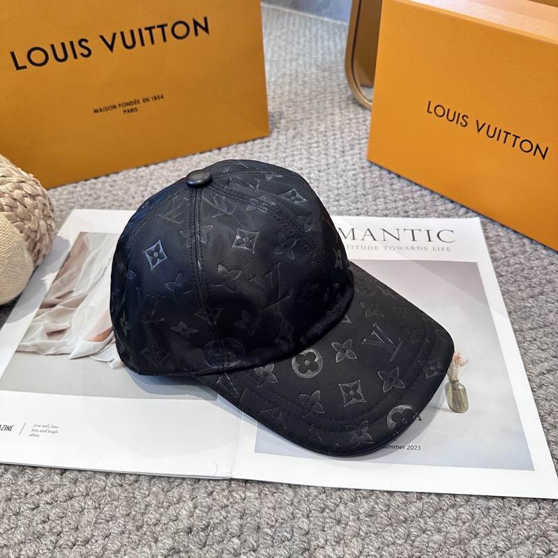 LV Cap (6790)