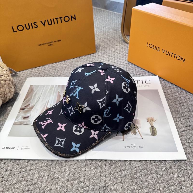 LV Cap (6820)