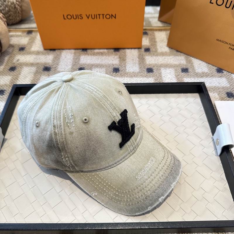 LV Cap (7009)