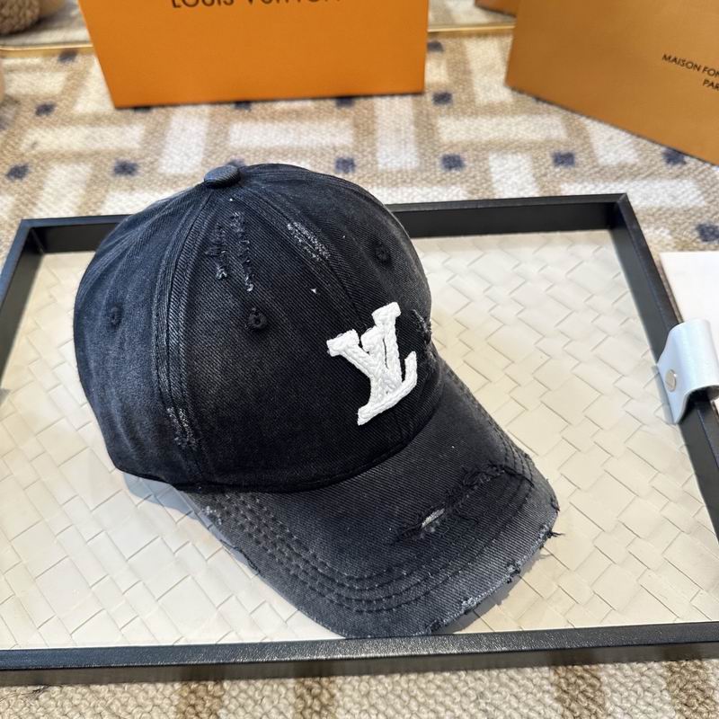 LV Cap (7038)
