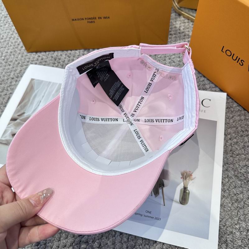 LV Cap (8667)