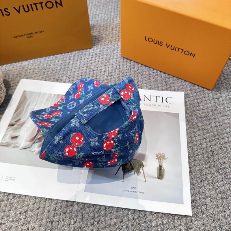 LV Cap (8715)