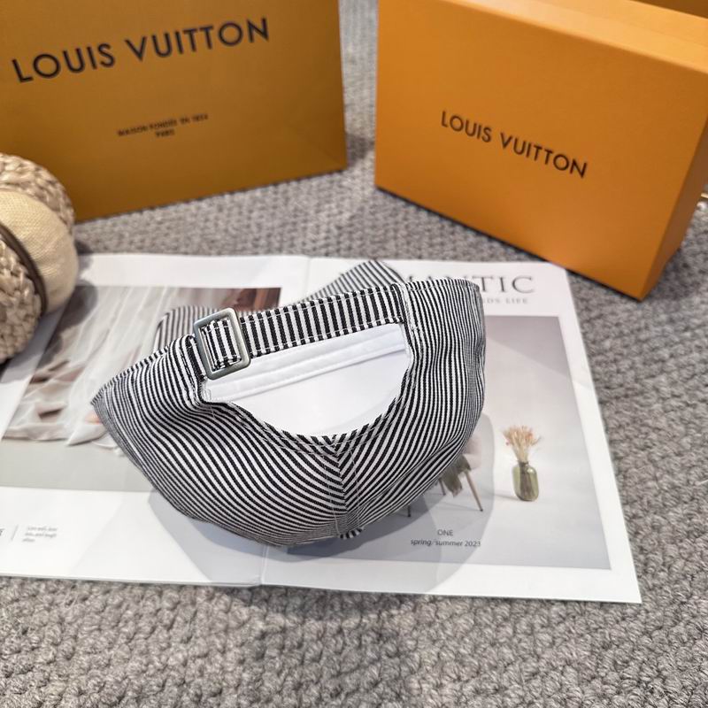 LV Cap (8734)