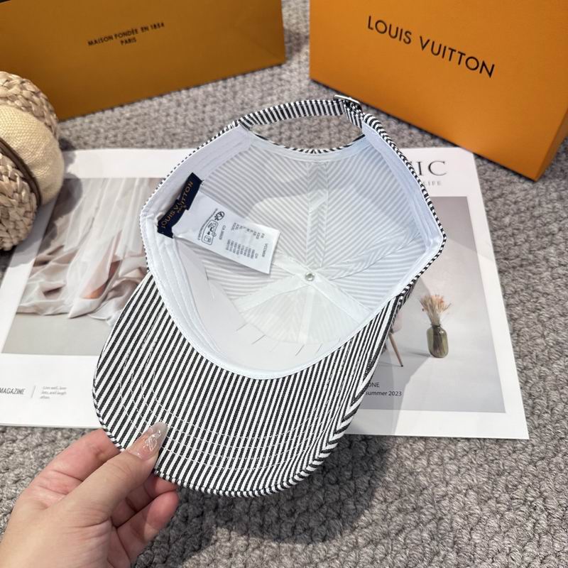 LV Cap (8735)
