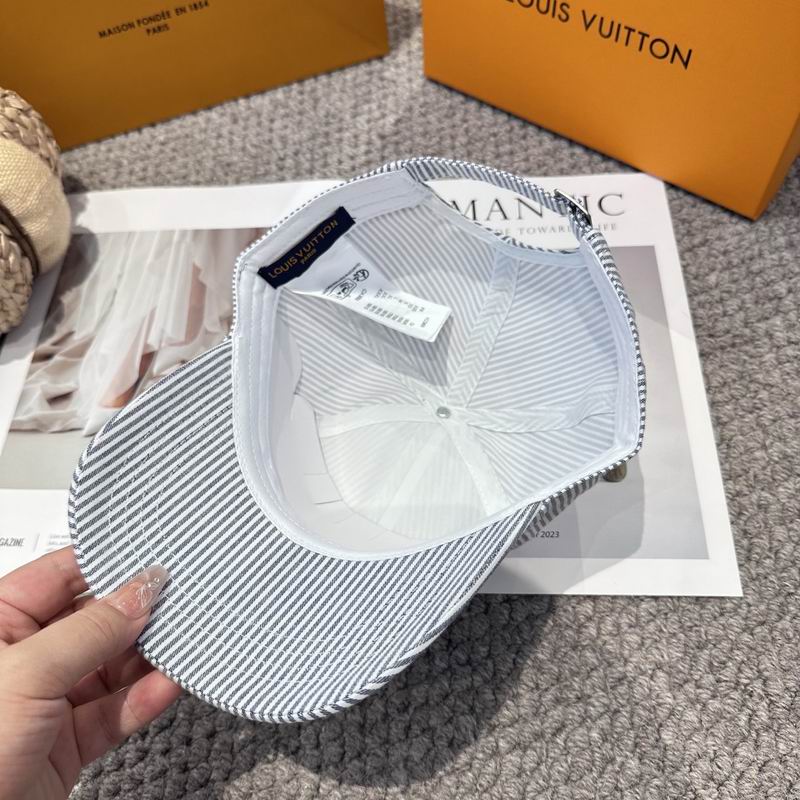 LV Cap (8745)