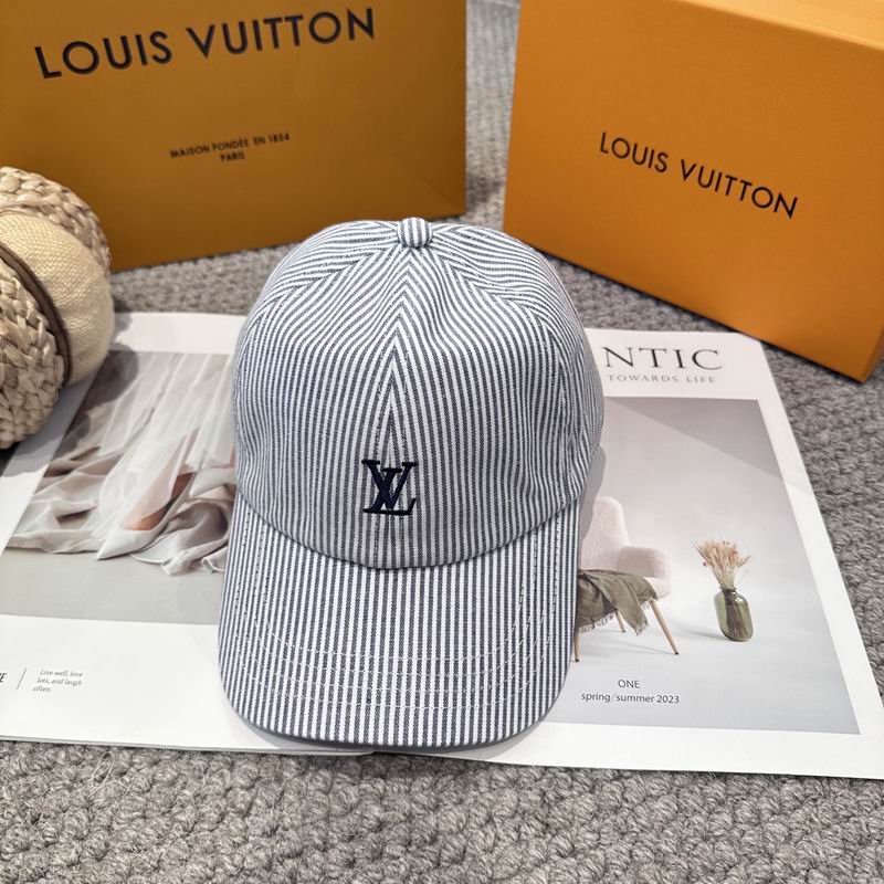 LV Cap (8752)