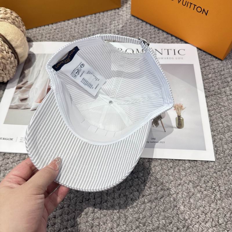 LV Cap (8763)