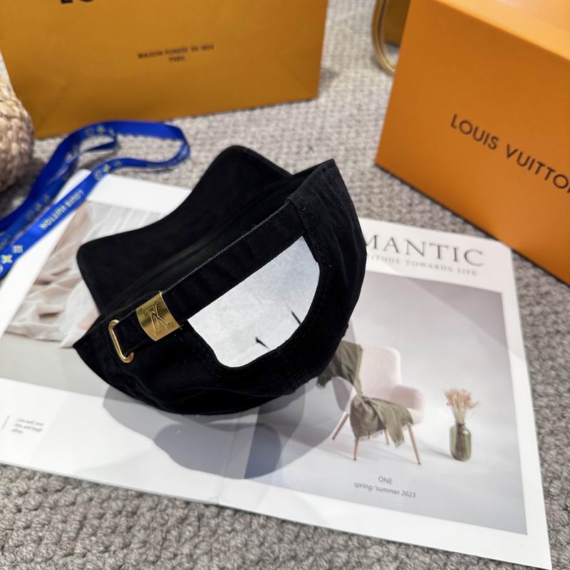 LV Cap (8781)