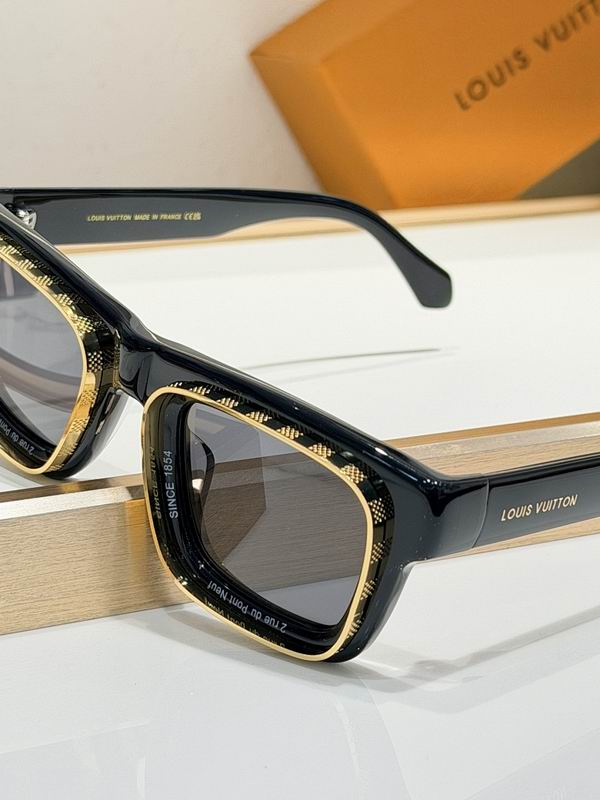 LV Glasses smr (937)