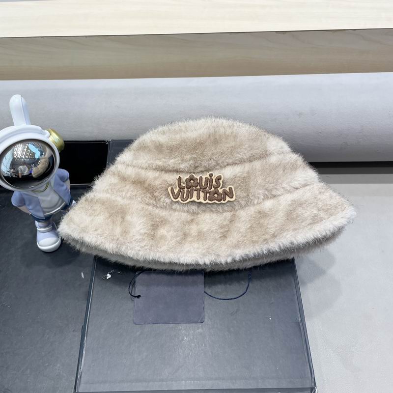 LV Hat (1131)