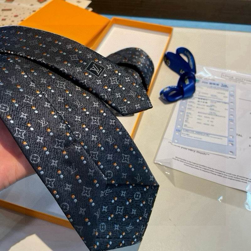 LV Tie hm (11)