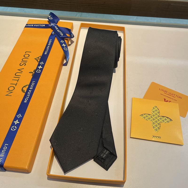 LV Tie hm (42)