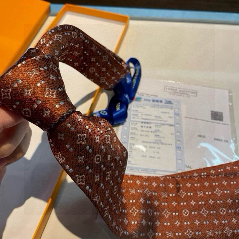 LV Tie hm (5)