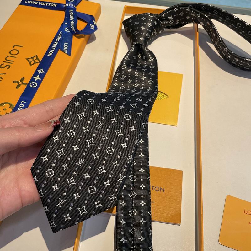 LV Tie hm (51)