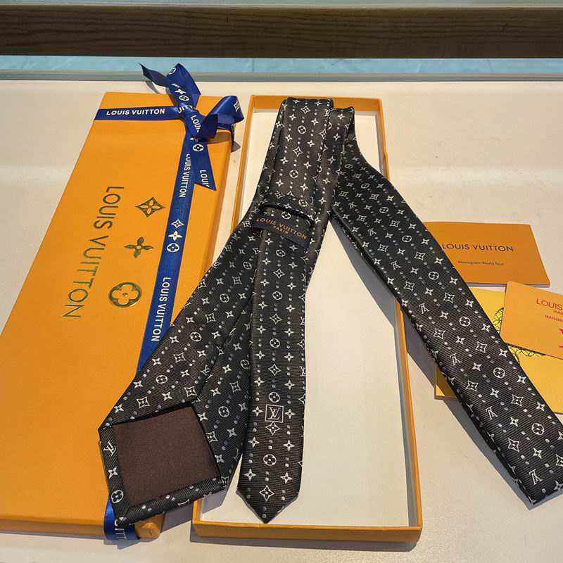 LV Tie hm (56)