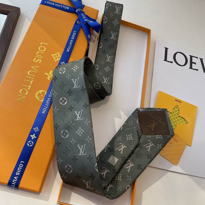 LV Tie hm (71)